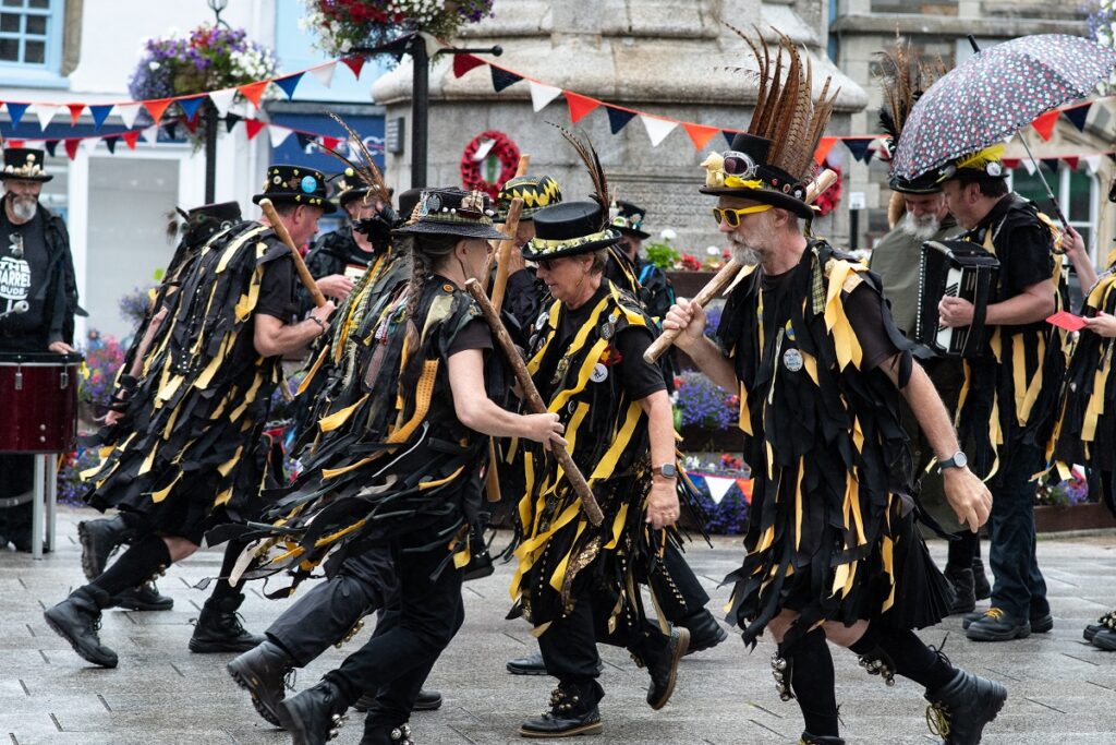 Visit-Tamar-Valley-Launceston.Celebrates