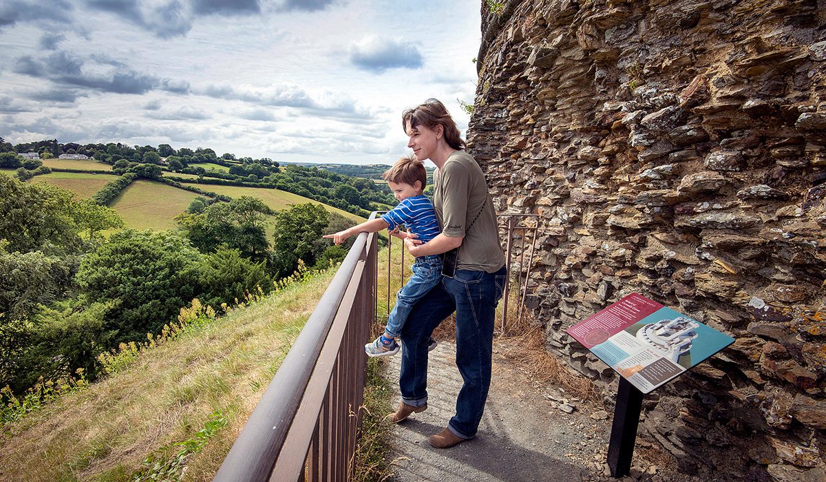 ATTRACTION CASTLE - BLOG - launceston-castle2